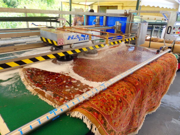 قالیشویی کادوس در تهرانپارس شستشو با جدیدترین دستگاه های روز قالیشویی